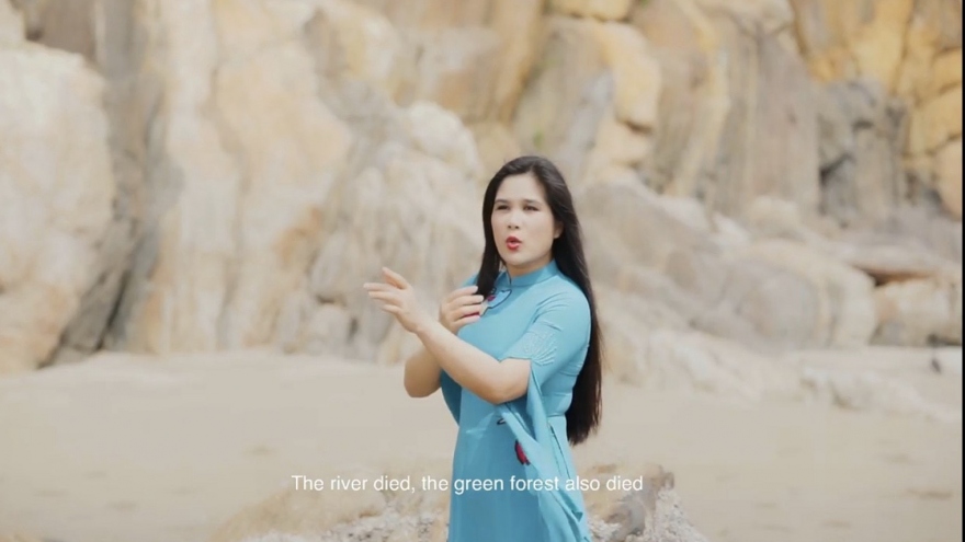 MV mới xót xa, ám ảnh về môi trường của Sao Mai Thu Huyền