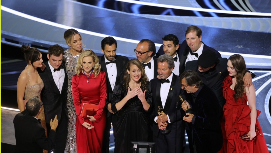 "CODA" thắng giải Phim hay nhất tại Oscar 2022