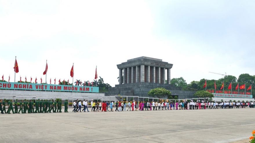 Tạm ngừng tổ chức vào Lăng viếng Chủ tịch Hồ Chí Minh từ ngày 13/6