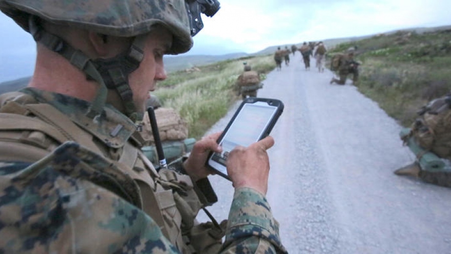 Tướng Mỹ tiết lộ mối nguy khó lường từ thiết bị điện tử sử dụng trên chiến trường