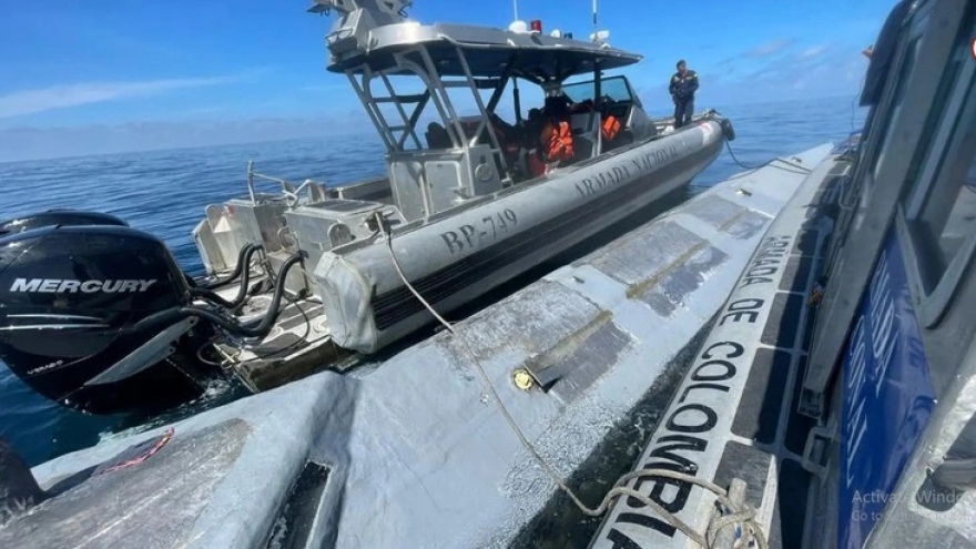 Colombia, Ecuador bắt giữ tàu ngầm chở hàng tấn ma túy