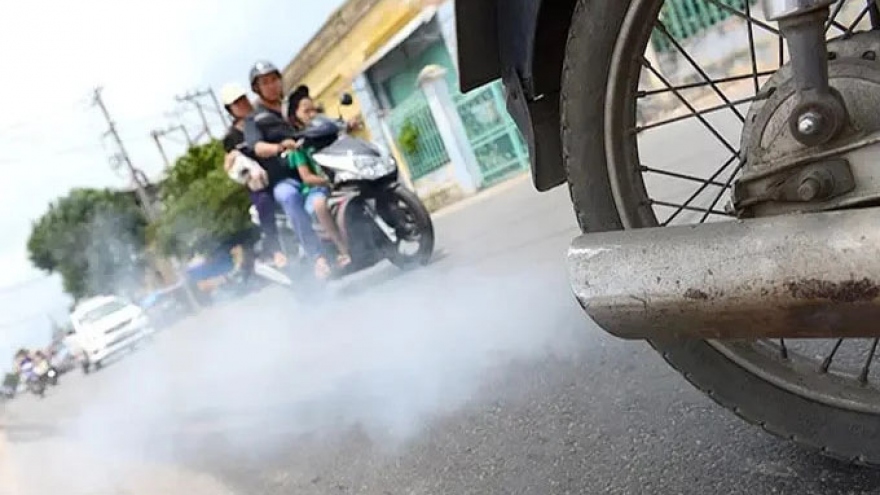 Làm thế nào để kiểm soát khí thải từ xe máy?