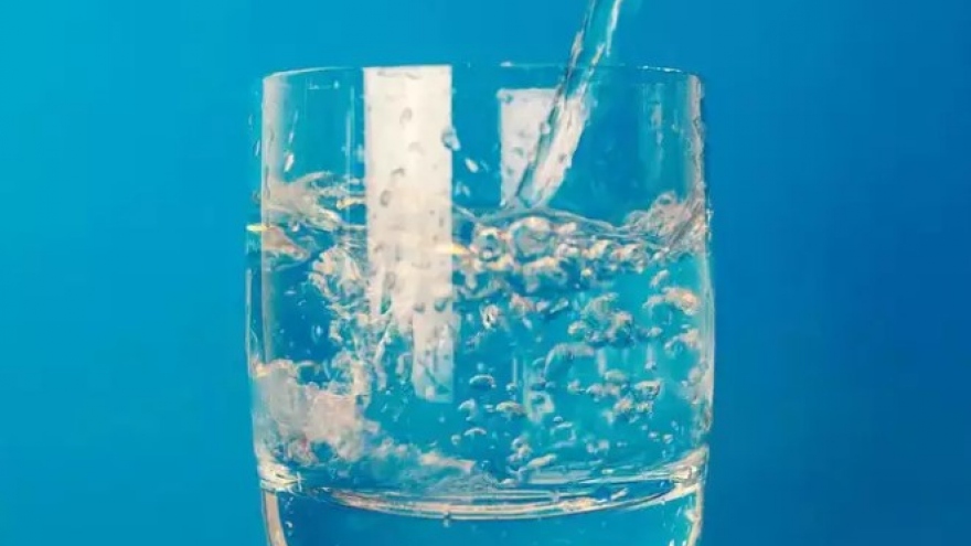 Uống nước ấm giảm nguy cơ mắc các bệnh mạn tính?