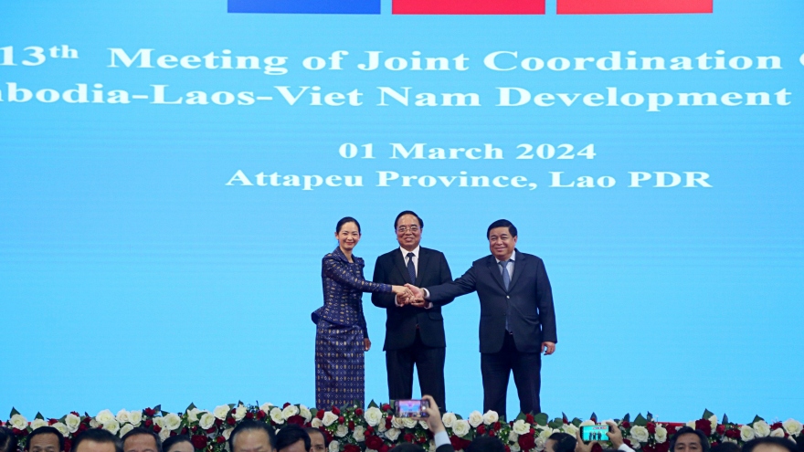Campuchia-Lào-Việt Nam tăng cường hợp tác trong khu vực Tam giác phát triển
