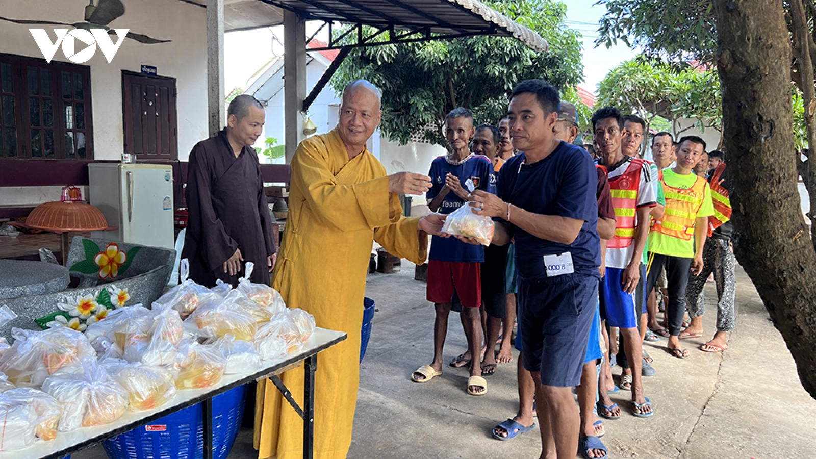 Phật tử Việt Nam tại Lào phát huy giá trị nhân văn của người Việt