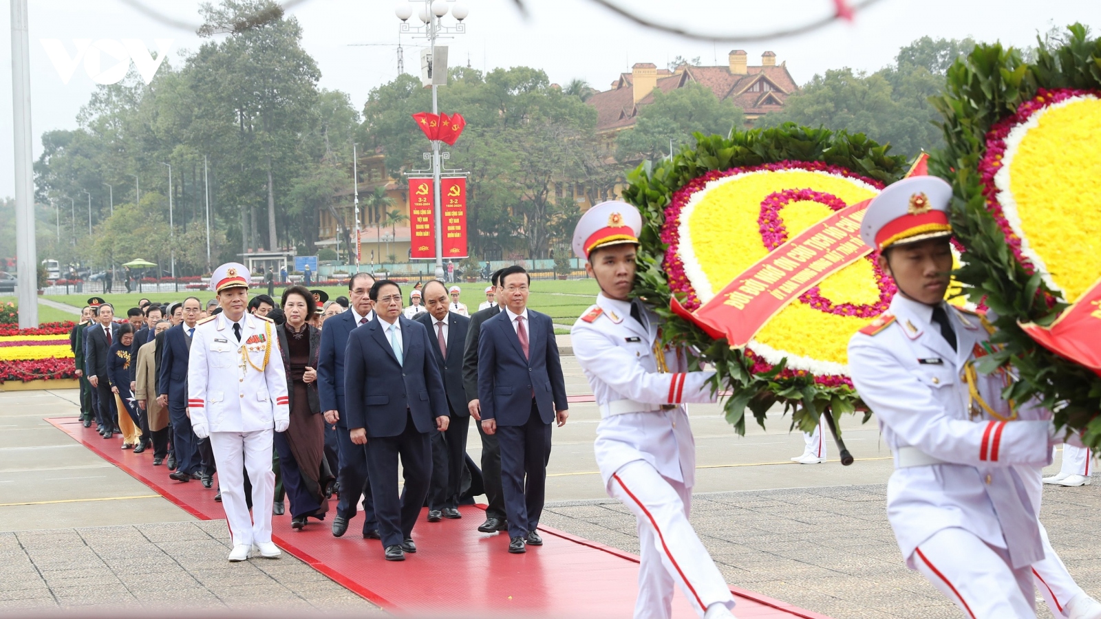 Lãnh đạo Đảng, Nhà nước viếng Chủ tịch Hồ Chí Minh nhân dịp Tết Giáp Thìn