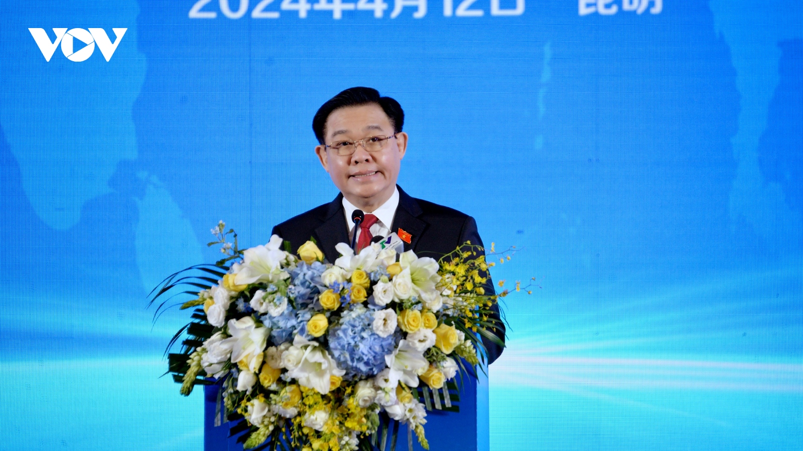 Chủ tịch Quốc hội dự Diễn đàn thúc đẩy hợp tác đầu tư Việt Nam - Trung Quốc