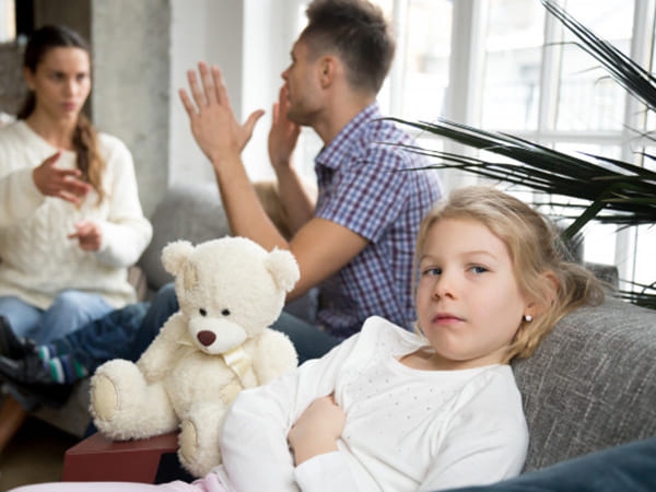 6 lý do tại sao cha mẹ không thể hiểu được nhu cầu cảm xúc của con cái