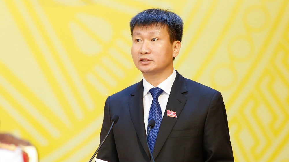 Ông Trần Huy Tuấn được bầu giữ chức Chủ tịch UBND Yên Bái