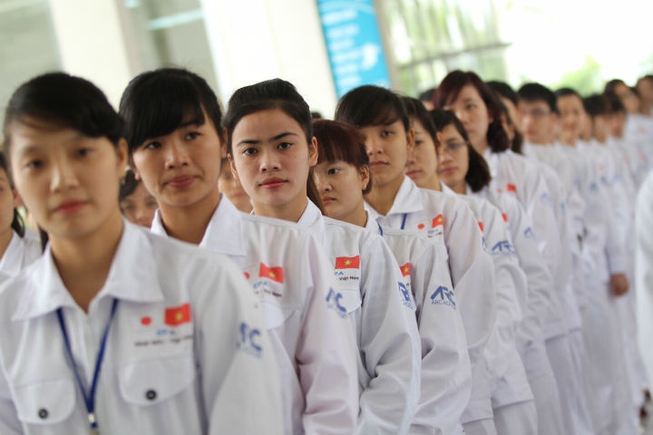 Quốc hội thông qua Luật Người lao động Việt Nam đi làm việc ở nước ngoài theo hợp đồng