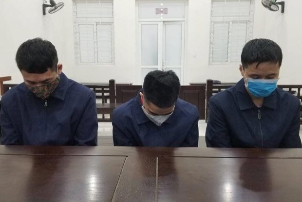 Hà Nội: Lĩnh án tù vì "chuyển nhượng" 3 thiếu nữ dưới 16 tuổi