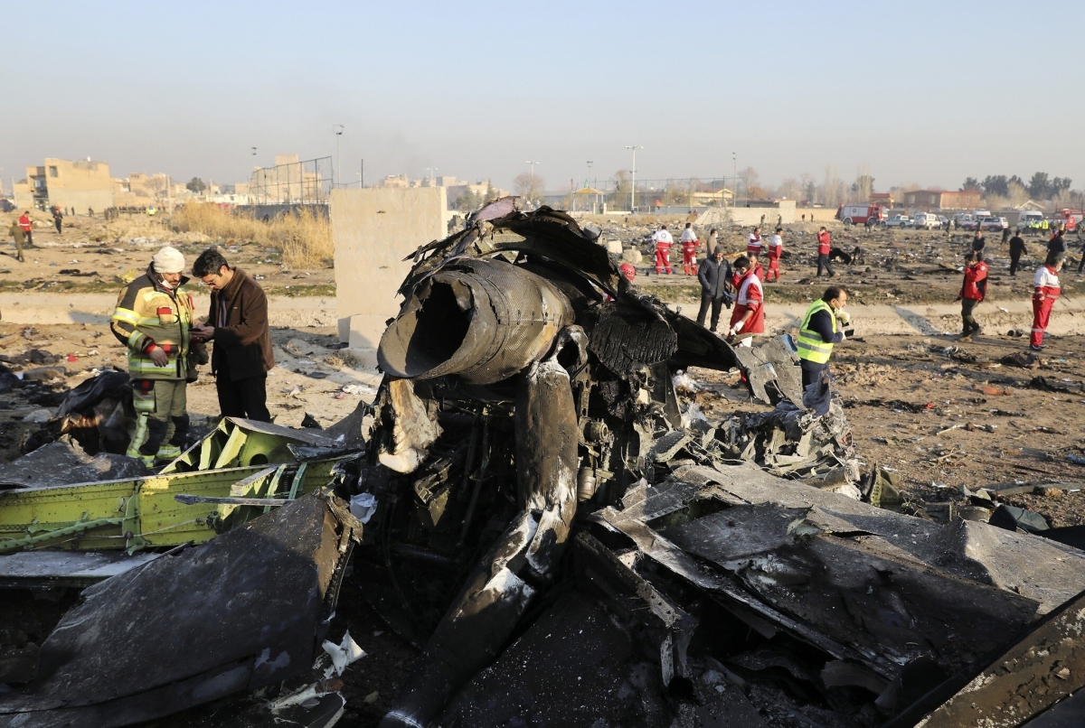 Iran điều tra 10 quan chức liên quan đến vụ bắn rơi máy bay Ukraine