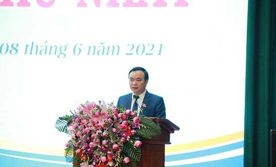 Ông Hà Trung Chiến được bầu giữ chức Chủ tịch HĐND thành phố Sơn La