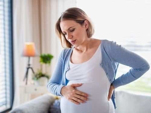 Phụ nữ mang thai mắc Covid-19 và những điều cần lưu ý
