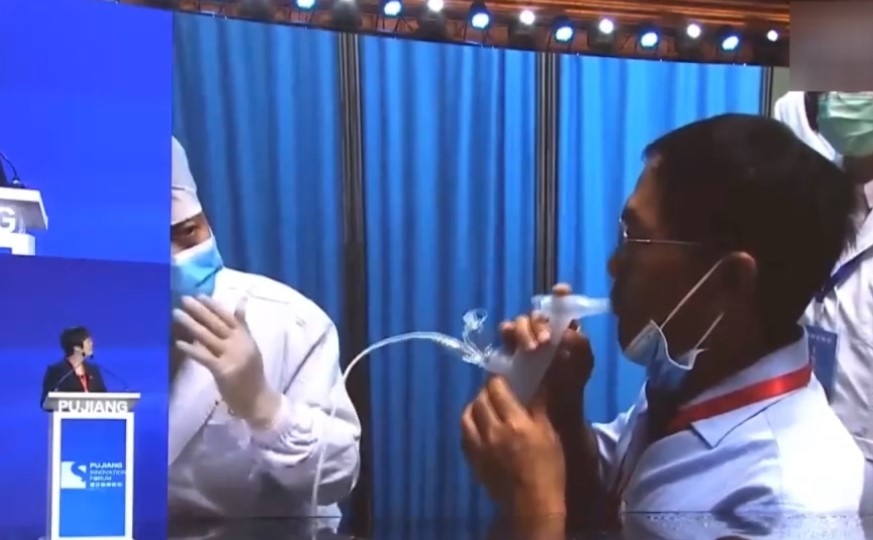 Trung Quốc có thể sẽ cho phép sử dụng vaccine Covid-19 dạng khí dung