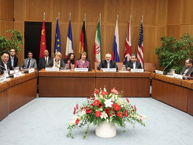 Phương Tây ráo riết thúc ép Iran đàm phán