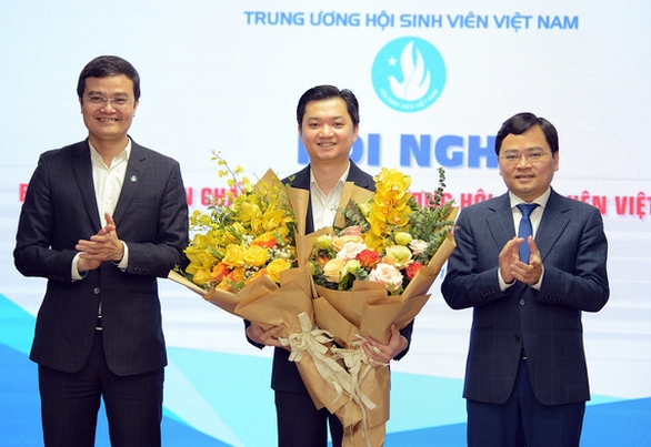 Ông Nguyễn Minh Triết giữ chức Chủ tịch Trung ương Hội Sinh viên Việt Nam