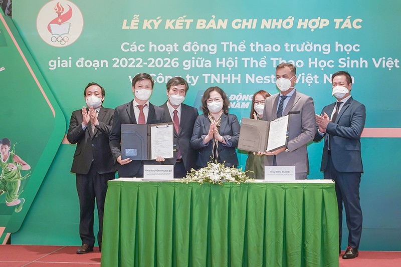 Nestle Vietnam promotes sports activities in local schools