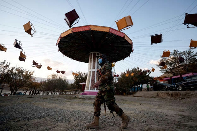 Afghanistan Taliban cấm mang súng khi đến chơi ở công viên giải trí