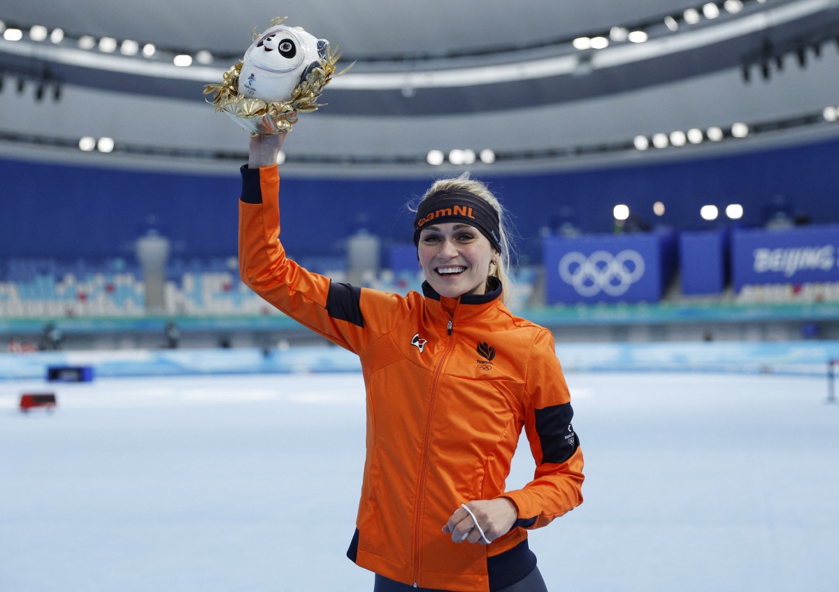 Nữ VĐV Hà Lan phá kỷ lục trượt băng tốc độ 3.000m ở Olympic mùa Đông Bắc Kinh 2022
