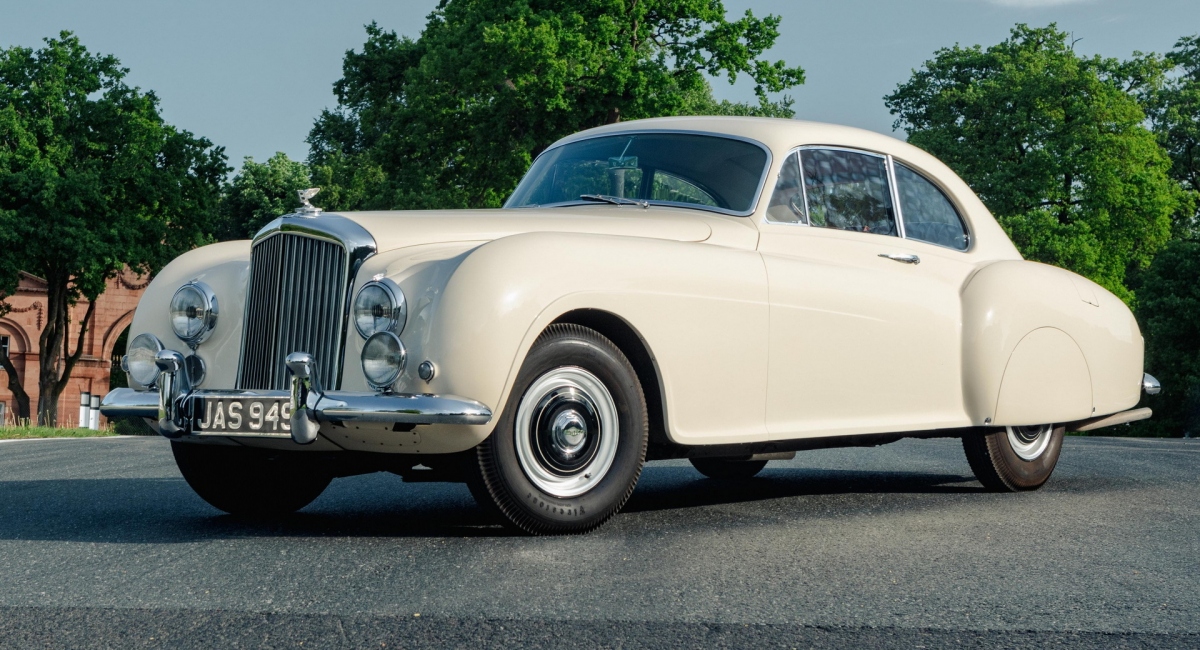 Bentley kỷ niệm 70 năm sản xuất chiếc Continental đầu tiên