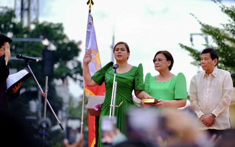 Con gái ông Duterte nhậm chức Phó Tổng thống Philippines