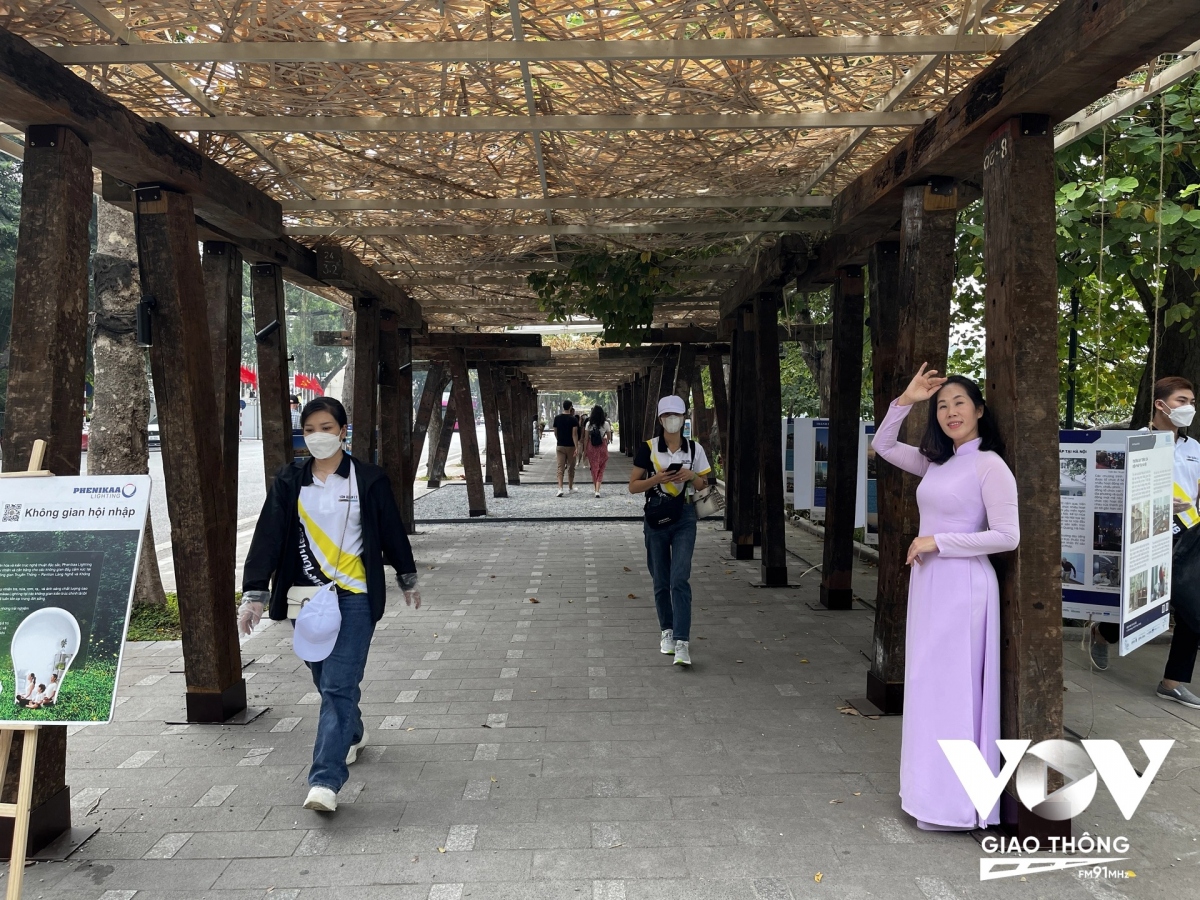 Phố đi bộ hồ Hoàn Kiếm: Cần một không gian văn hoá đúng nghĩa
