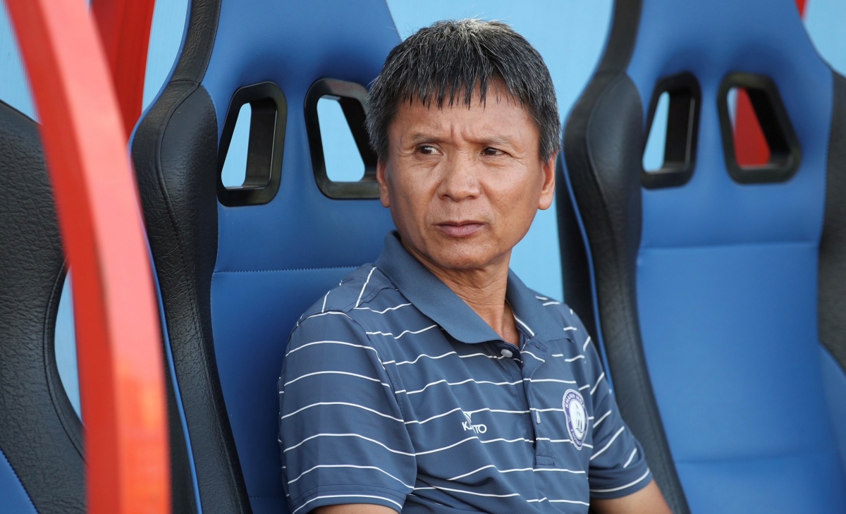 HLV Võ Đình Tân nói gì khi Khánh Hòa nguy cơ không đá V-League 2023/2024?