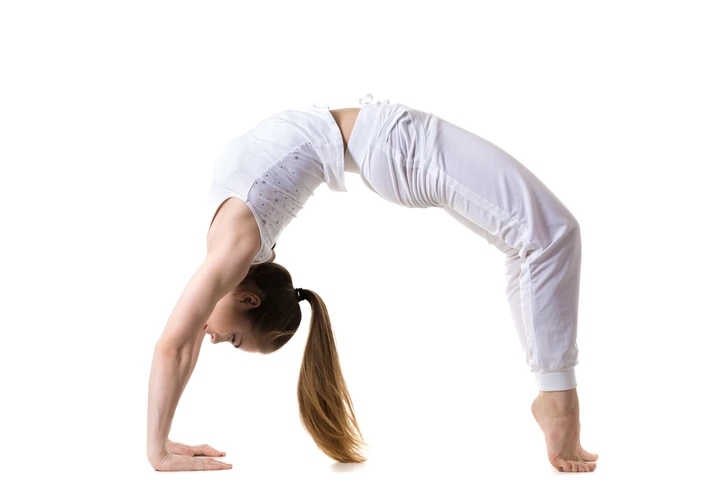 7 tư thế yoga "siêu hiệu quả" để chị em có vòng một đẹp