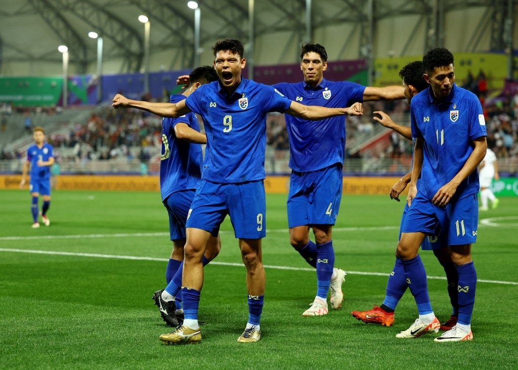 Kết quả bảng F Asian Cup 2023 ngày 16/1: ĐT Thái Lan thắng thuyết phục Kyrgyzstan