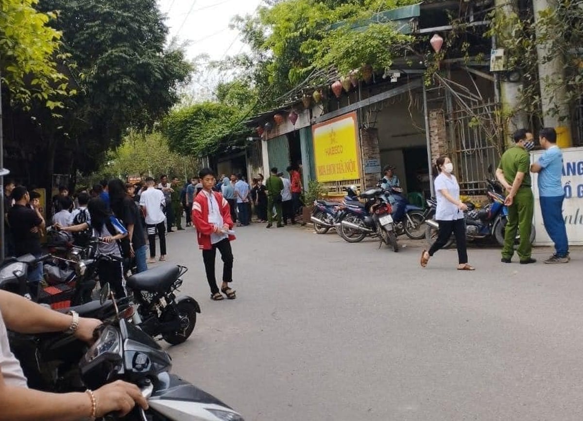 Dùng dao tấn công 1 phụ nữ rồi tự tử tại Hà Nội
