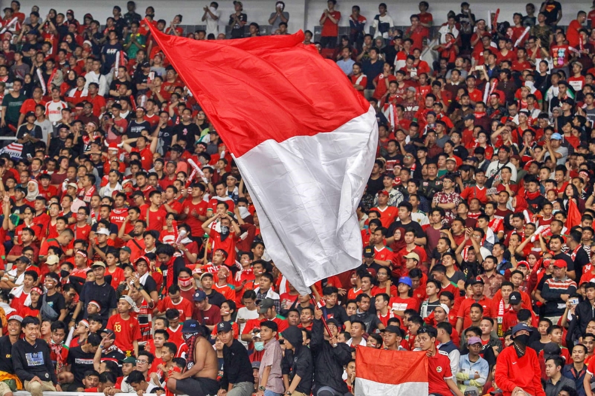 ĐT Indonesia đấu ĐT Việt Nam: Chủ tịch PSSI muốn "cầu thủ số 12" tỏa sáng
