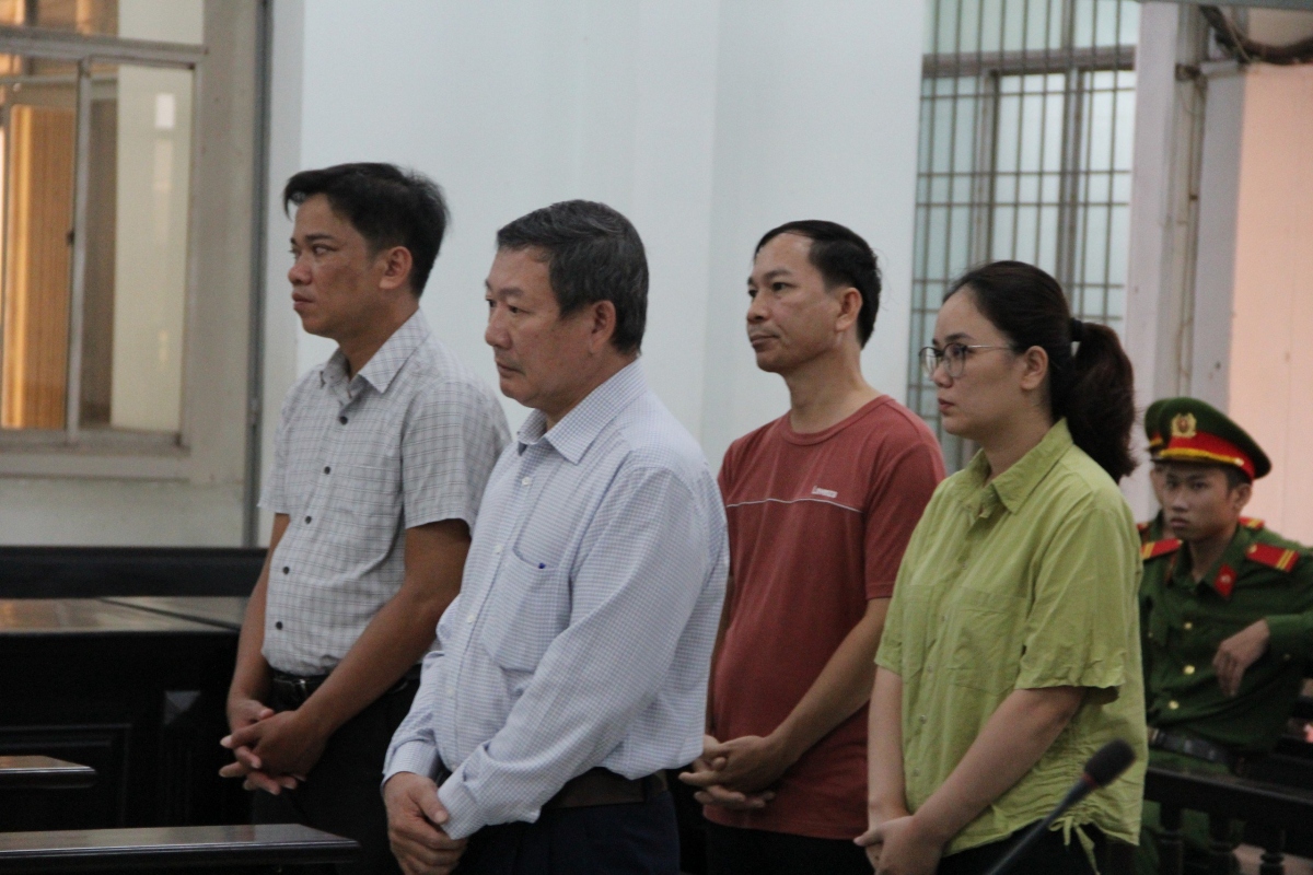 Xét xử vụ sai phạm tại CDC Khánh Hòa gây thiệt hại 16 tỷ đồng