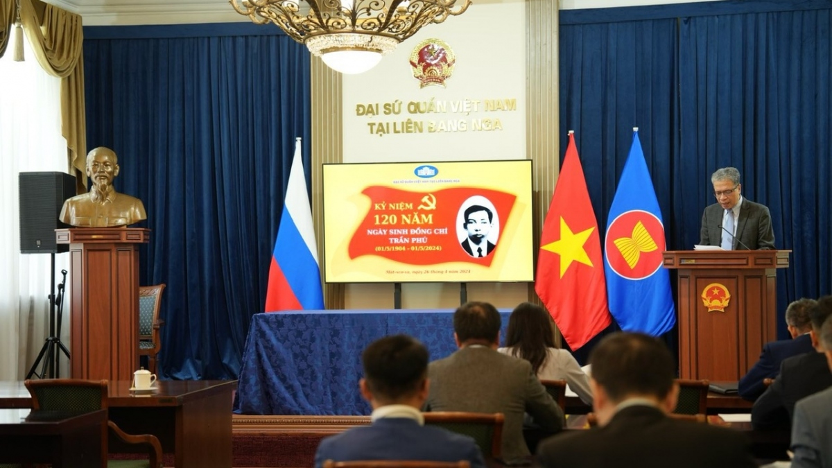 Kỷ niệm 120 năm ngày sinh Tổng Bí thư Trần Phú tại LB Nga