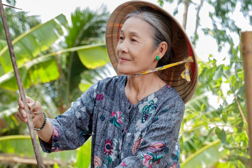 “Bà Hai” Thanh Hiền - 73 tuổi tự đóng hết cảnh nguy hiểm trong "Lật mặt 7"