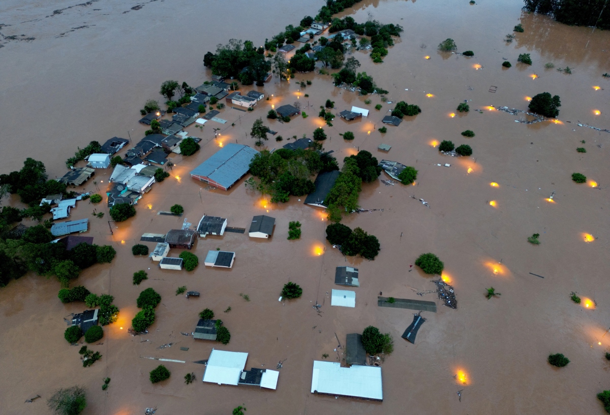 149 người chết và hơn 2 triệu người bị ảnh hưởng bởi mưa lũ ở Nam Brazil