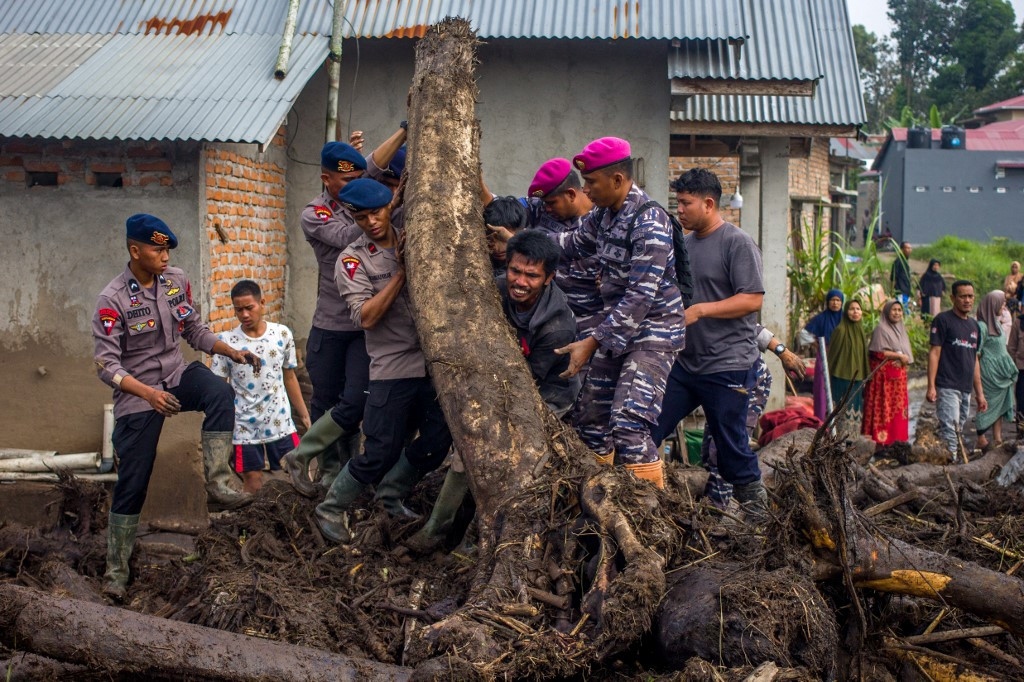 Lũ quét tại Indonesia: Thương vong tiếp tục tăng nhanh