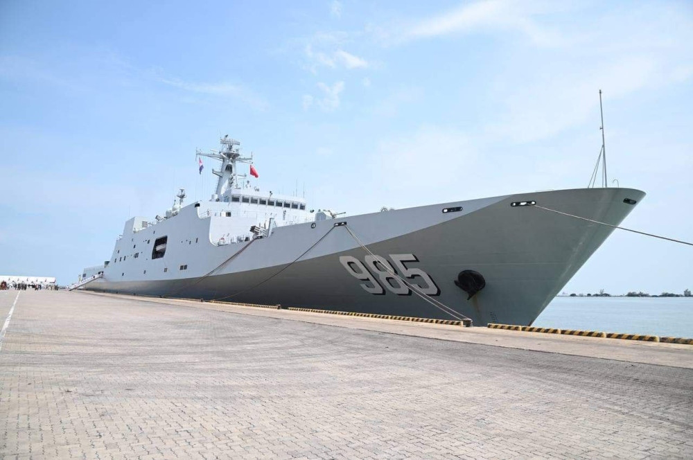 Tàu hải quân Trung Quốc cập cảng thăm Campuchia