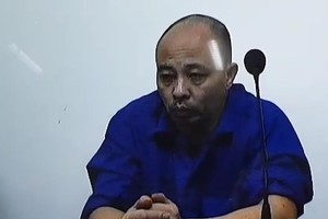 Nguyễn Xuân Đường khai báo nhân thân tại phiên xử vợ chồng Lâm Quyết