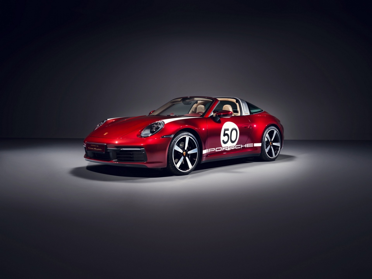Porsche ra mắt Heritage Design Edition cho 911 Targa 4S mới
