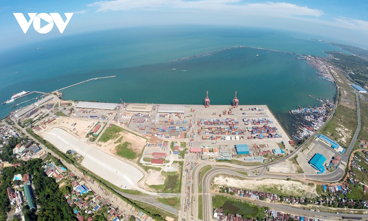 Dự án mở rộng cảng nước sâu của Campuchia bị lùi sang năm 2022