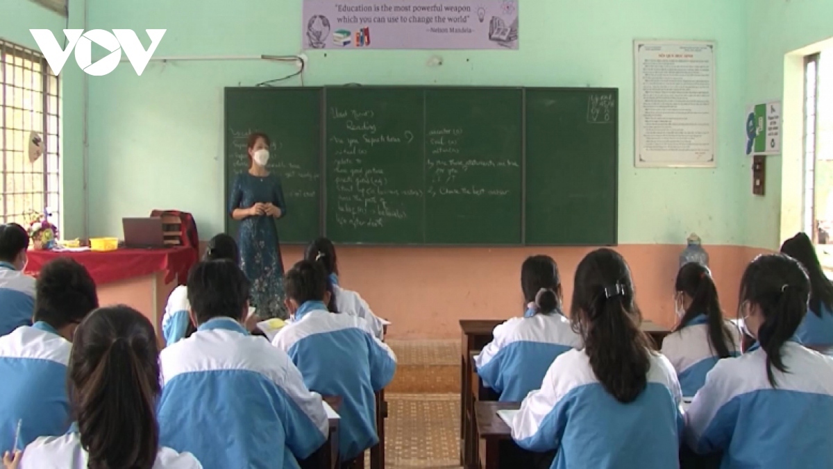 Đắk Nông đảm bảo cho học sinh trung học tiếp tục đến trường
