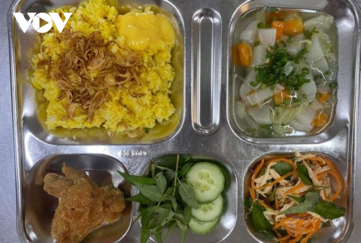 Đã tìm ra nguyên nhân vụ ngộ độc thực phẩm ở Trường iSchool Nha Trang