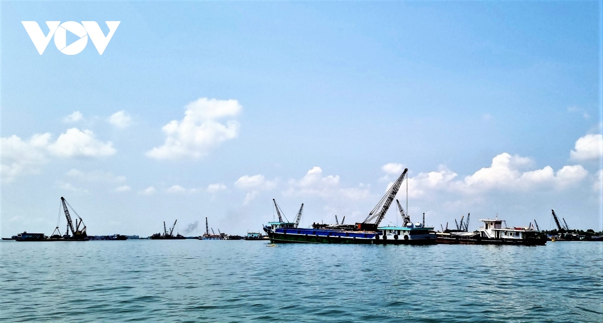 An Giang thu hồi giấy phép khai cát của Công ty Hải Toàn trên sông Tiền
