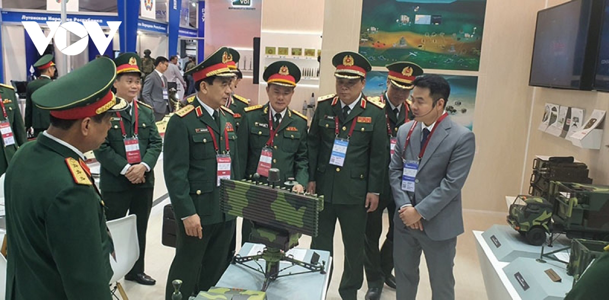 Bộ trưởng Phan Văn Giang dự Khai mạc Army-2023