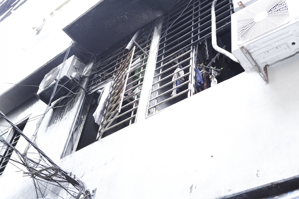 LĐLĐ Hà Nội hỗ trợ người lao động bị thương vong trong vụ cháy chung cư mini