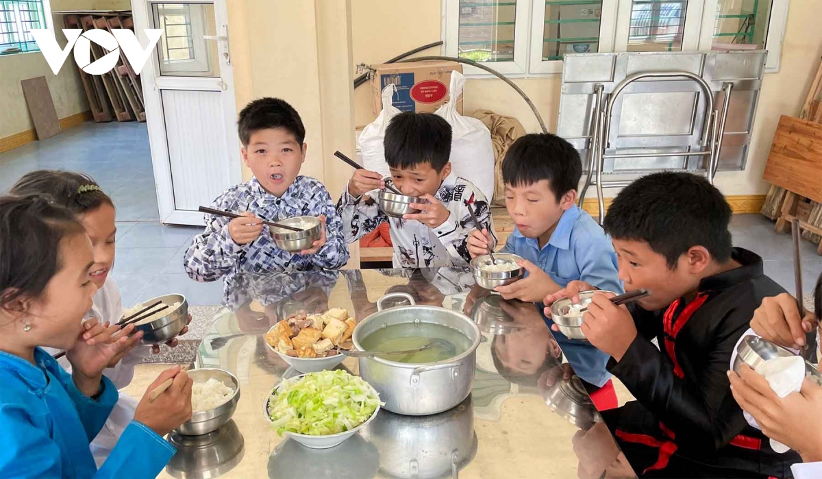 Quảng Ninh tiếp tục hỗ trợ hơn 30 tỷ đồng/năm cho học sinh vùng khó khăn