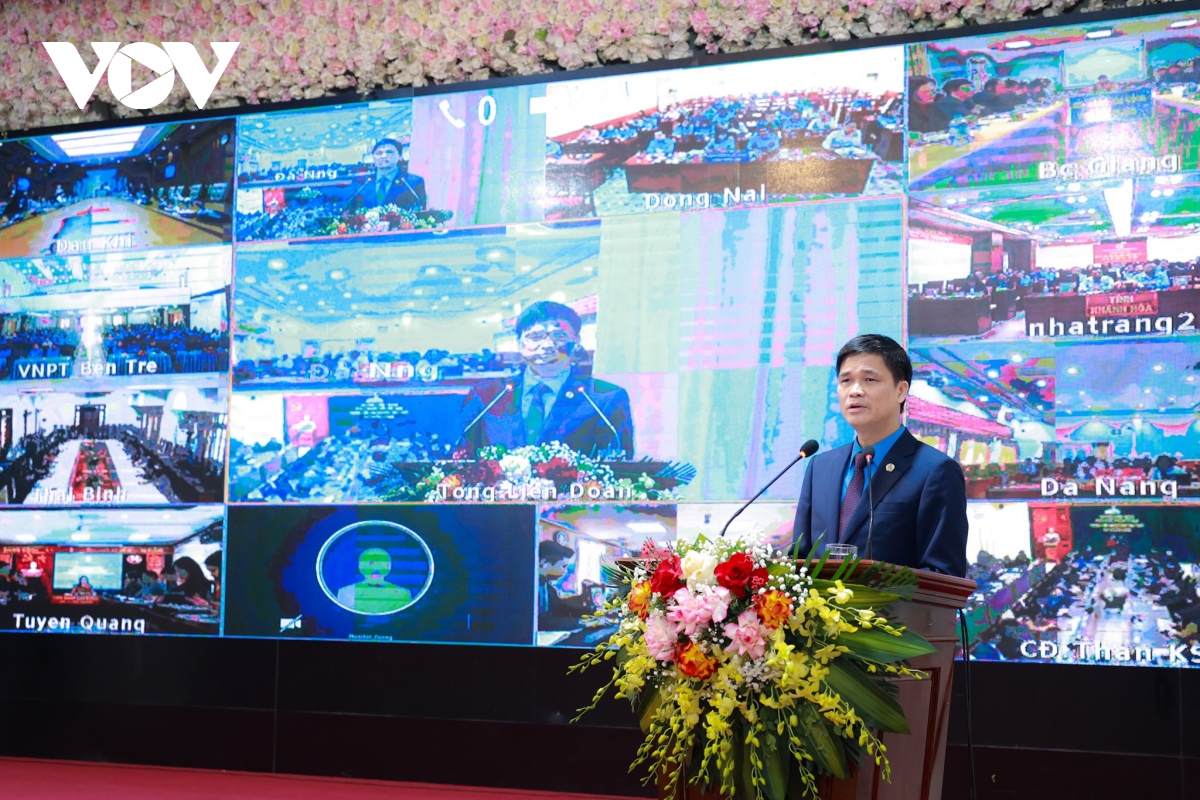 Cán bộ công đoàn nghiên cứu, học tập Nghị quyết Đại hội XIII Công đoàn Việt Nam