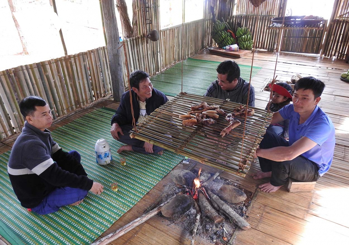 Phát huy giá trị cũ để xây dựng cuộc sống mới ở vùng dân tộc thiểu số Kon Tum