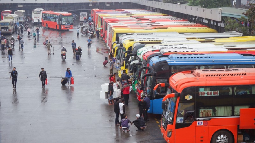 Mở bến xe sau 0 giờ ở Hà Nội: Xe chạy ngày-đêm không được trái tuyến